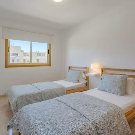 Prázdninový dům Global La Perla - By Global Holidays 8036 *